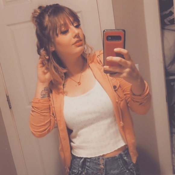 Meet your Posher, Shaylee - Picture 7 of 8